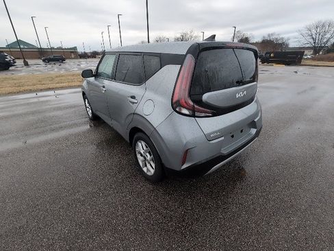 Used 2024 Kia Soul S image 5