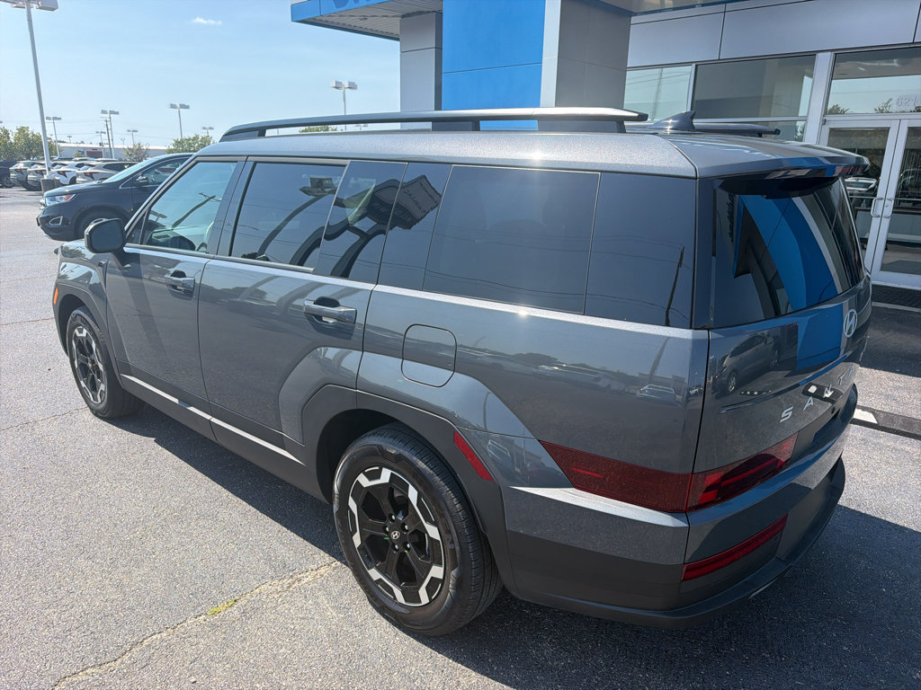 Used 2026 Hyundai Santa Fe SEL FWD image 6