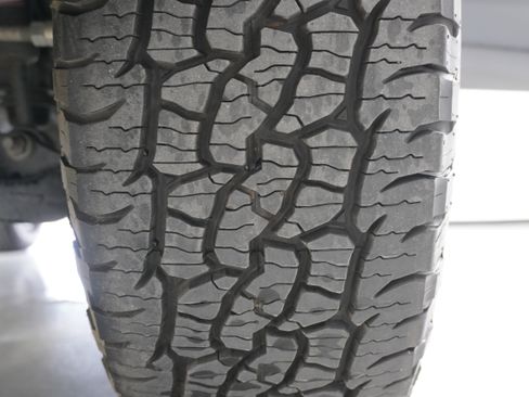 Used 2021 Toyota Tacoma SR5 image 24