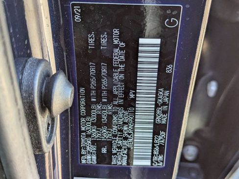 Used 2022 Toyota 4Runner SR5 Premium image 25