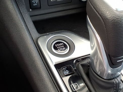 Used 2025 Nissan Sentra SV FWD image 13