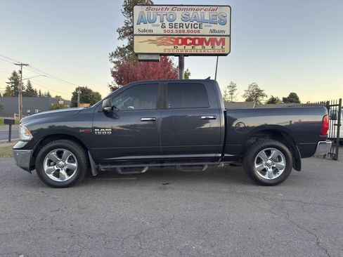 Used 2017 RAM 1500 Big Horn image 15