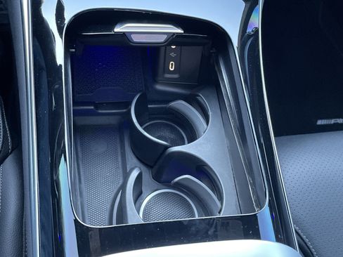 Certified 2025 Mercedes-Benz GLC 300 image 36