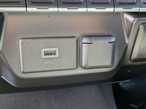 Used 2019 Chevrolet Silverado 1500 Custom w/ Custom Value Package image 19