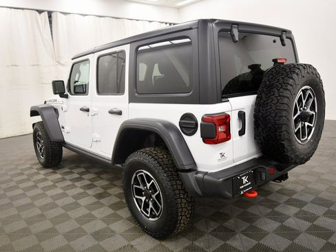 Used 2024 Jeep Wrangler Unlimited Rubicon image 5