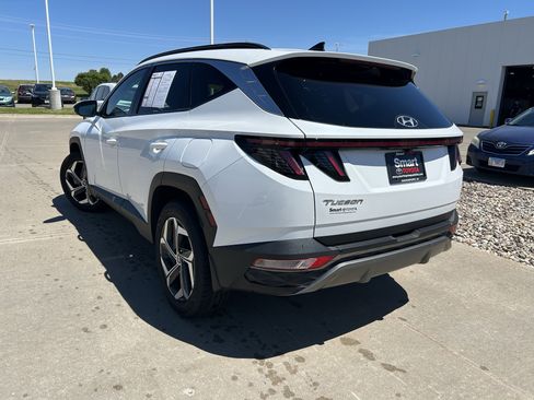 Used 2022 Hyundai Tucson Limited w/ Cargo Package AWD/4WD image 4