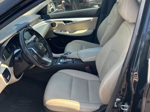 Used 2021 INFINITI QX50 Luxe AWD/4WD image 3