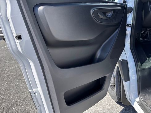 Used 2025 Mercedes-Benz Sprinter 2500 image 10