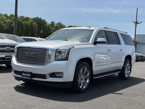 Used 2016 GMC Yukon XL Denali w/ Open Road Package image 26