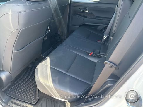 Used 2025 Lexus GX 550 w/ Accessory Package (31) image 28