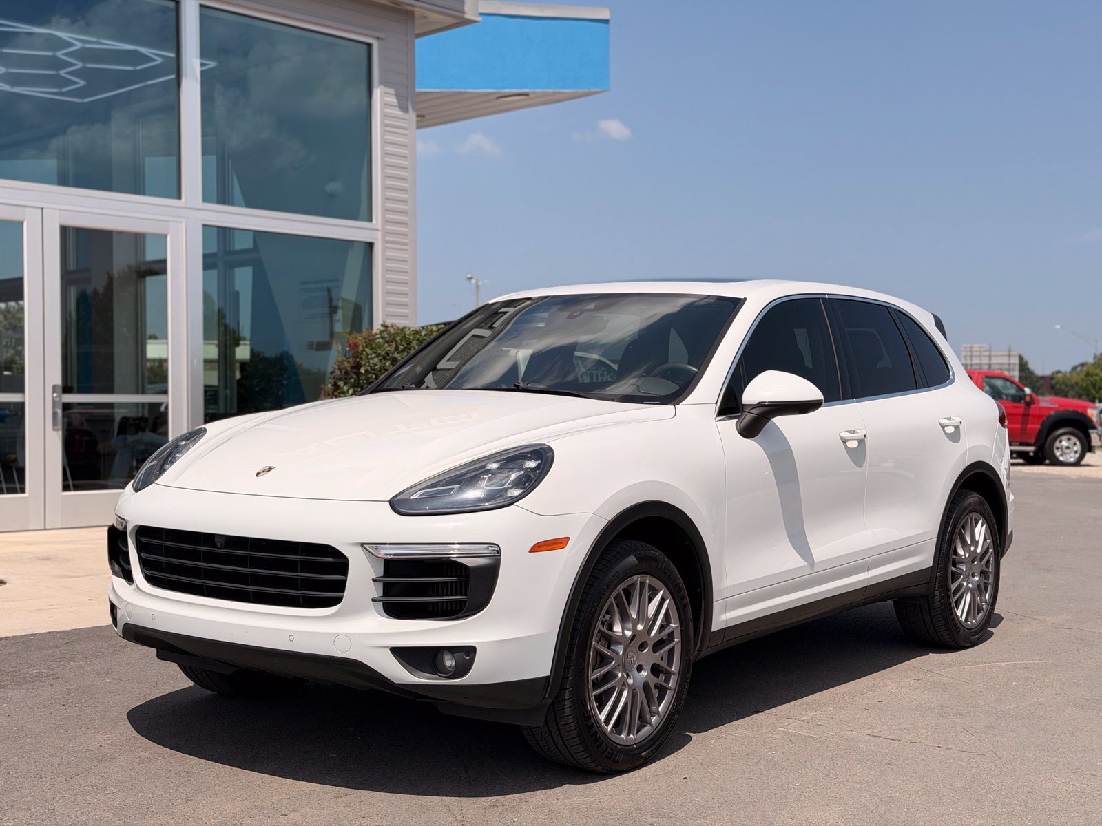 Used 2016 Porsche Cayenne S AWD/4WD image 12