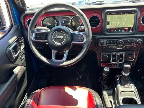 Used 2023 Jeep Wrangler Unlimited Rubicon 4xe AWD/4WD image 22