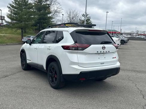 New 2026 Nissan Rogue Rock Creek image 6
