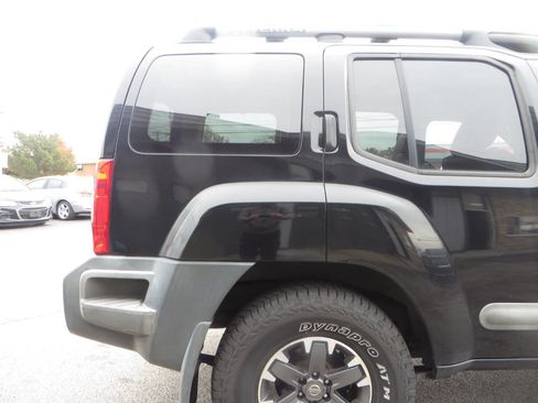 Used 2015 Nissan Xterra PRO-4X w/ Pro-4x Leather Package image 23