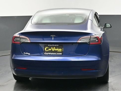 Used 2022 Tesla Model 3 image 3