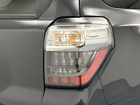 Certified 2024 Toyota 4Runner Limited AWD/4WD image 21