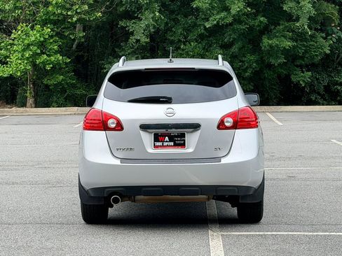 Used 2013 Nissan Rogue SV w/ Premium Pkg FWD image 5
