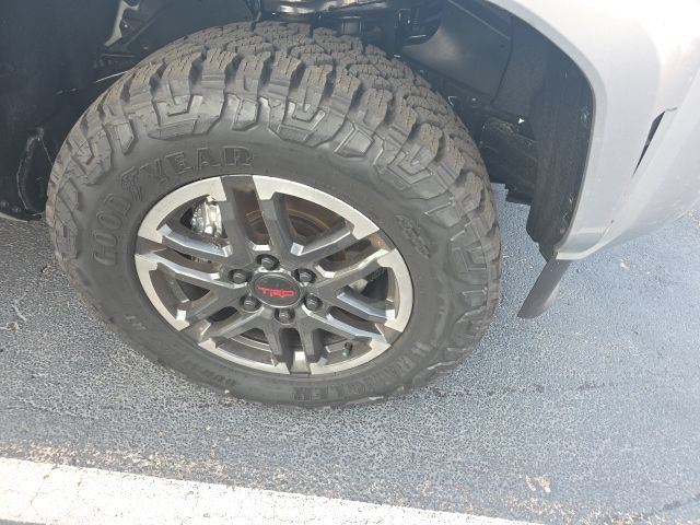 Certified 2026 Toyota Tacoma TRD Sport AWD/4WD image 4
