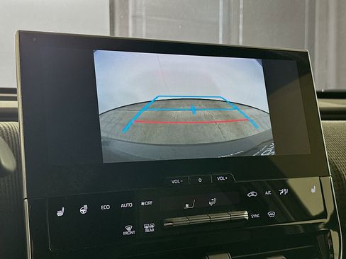 Used 2023 Toyota bZ4X XLE w/ Weather Package image 23