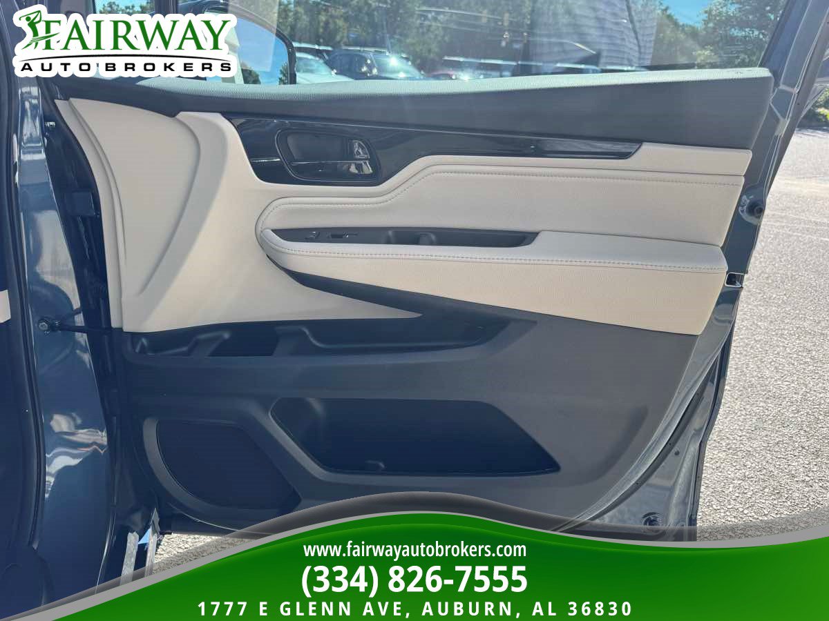 Used 2025 Honda Odyssey Elite image 32