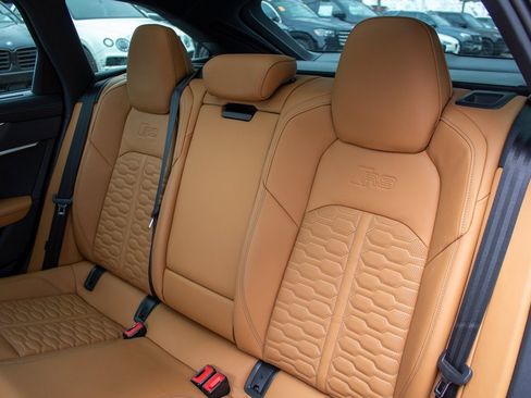 Used 2024 Audi RS 6 performance image 22