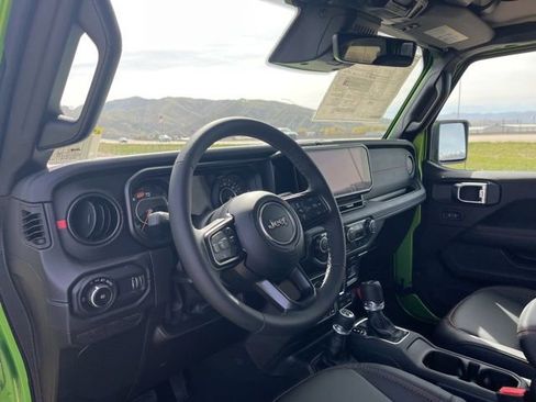 New 2026 Jeep Wrangler Unlimited Rubicon image 14