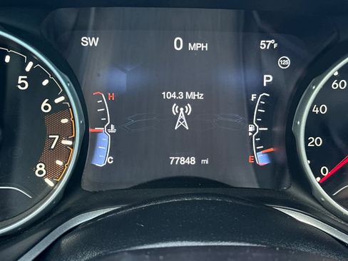 Used 2021 Jeep Compass Latitude w/ Sun and Sound Group AWD/4WD image 29