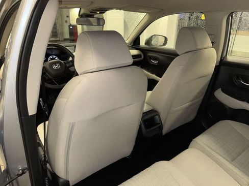 Used 2023 Honda HR-V LX image 26