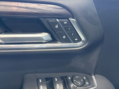 Used 2026 GMC Sierra 1500 SLT w/ SLT Premium Plus Package image 23