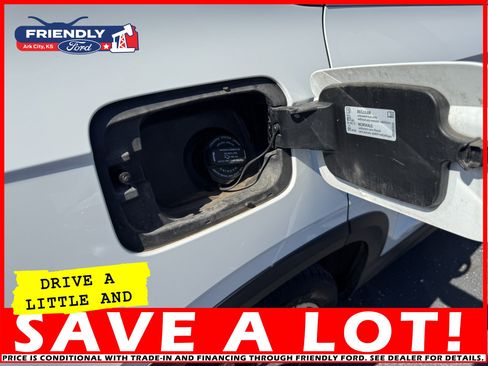 Used 2023 Volkswagen Taos SE image 41