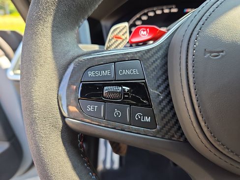 Used 2023 BMW M4 CSL RWD image 21