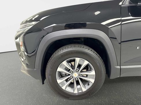 Used 2026 Chevrolet Equinox LT AWD/4WD image 18