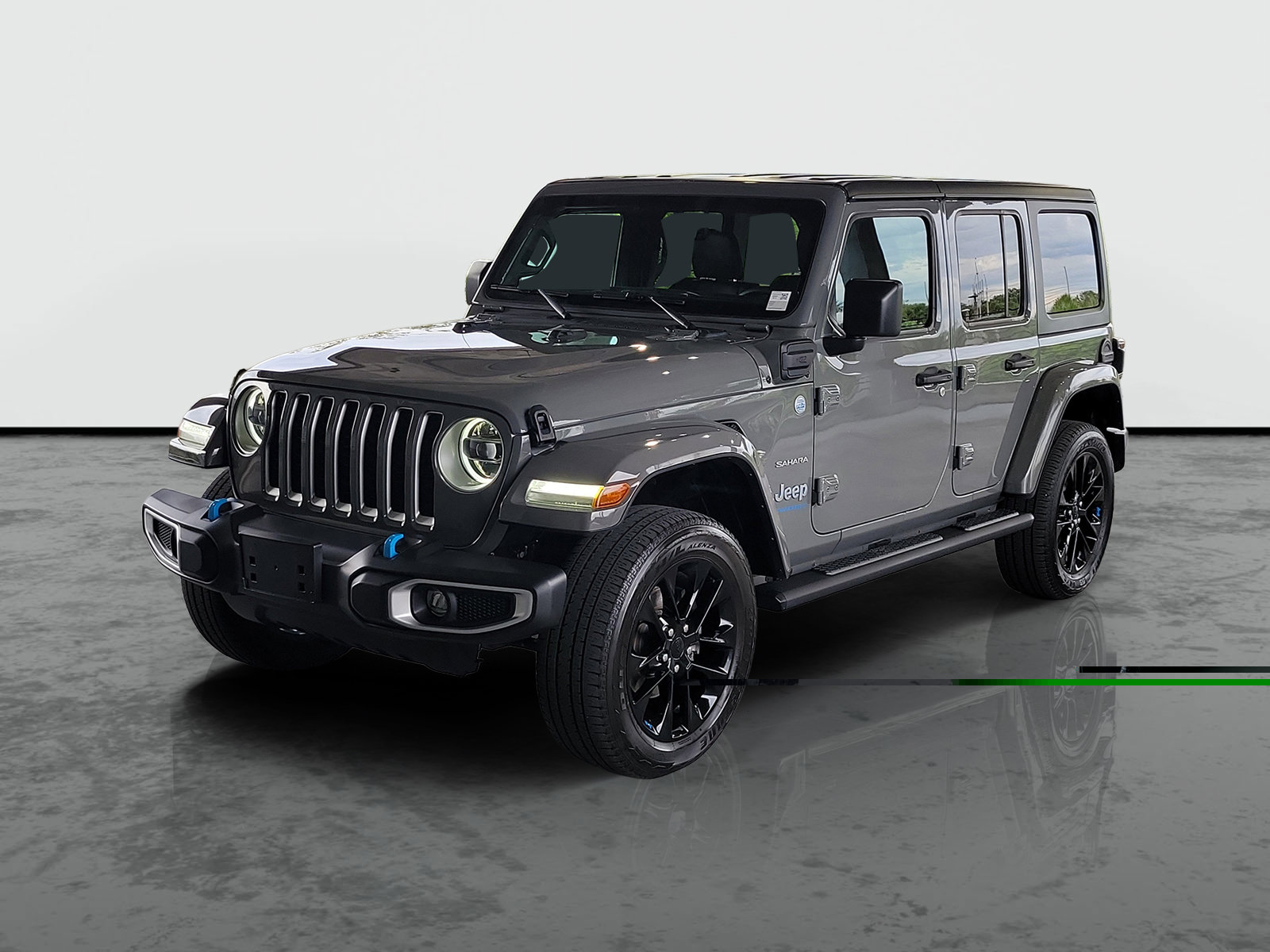 Certified 2023 Jeep Wrangler Unlimited Sahara w/ Cold Weather Group AWD/4WD image 4
