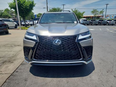 Used 2025 Lexus LX 600 F Sport w/ Accessory Package (2T) AWD/4WD image 3