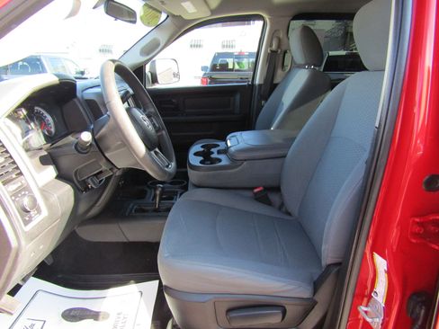 Used 2018 RAM 2500 Tradesman w/ Chrome Appearance Group image 20