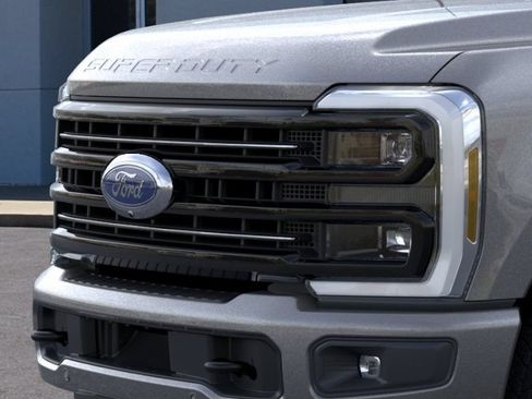 New 2026 Ford F250 Platinum AWD/4WD image 17