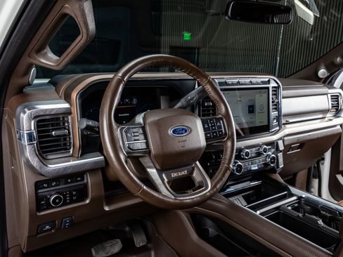 Used 2023 Ford F250 King Ranch w/ Chrome Package image 17