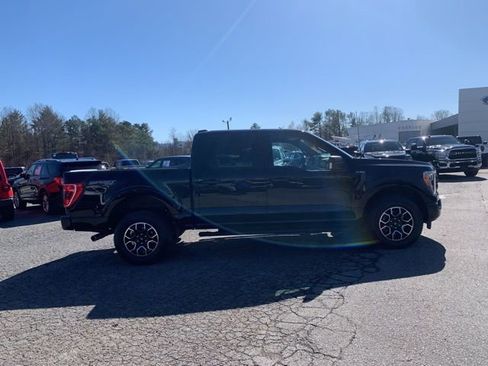 Certified 2022 Ford F150 XLT w/ Equipment Group 302A High image 10