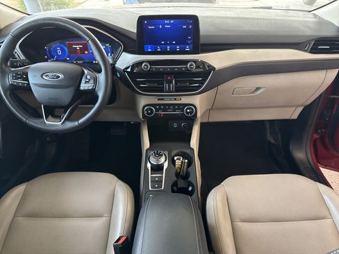 Used 2020 Ford Escape SE Sport image 14