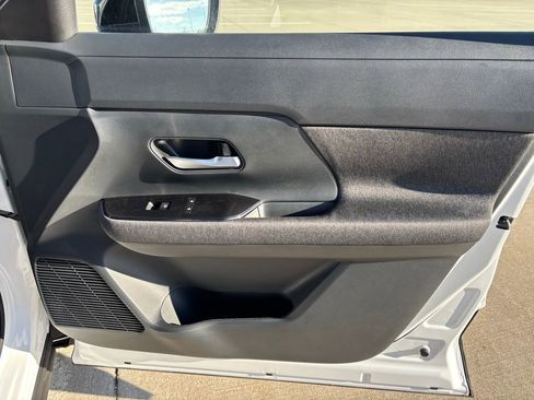 New 2026 Nissan Kicks SV w/ Cold Weather Package image 14