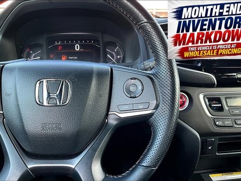 Used 2023 Honda Passport TrailSport image 14