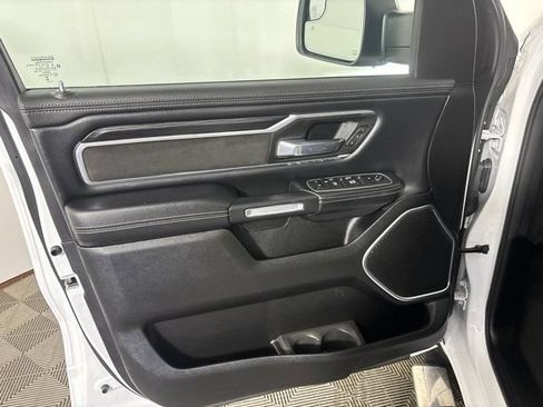 Used 2023 RAM 1500 Laramie AWD/4WD image 14