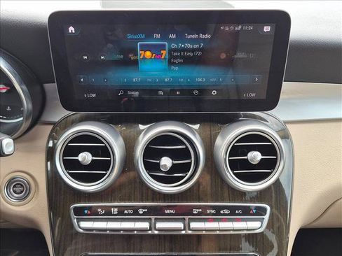 Used 2020 Mercedes-Benz GLC 300 w/ Premium Package image 13