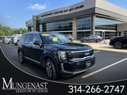 Used 2022 Kia Telluride EX w/ EX Premium Package FWD image 1