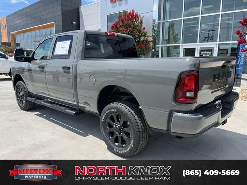 New 2026 RAM 2500 Tradesman AWD/4WD image 16