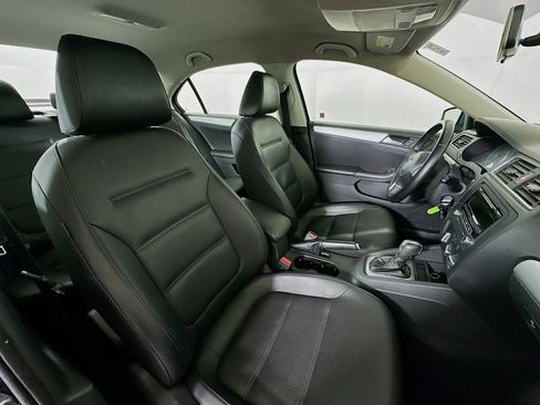 Used 2013 Volkswagen Jetta SE image 27