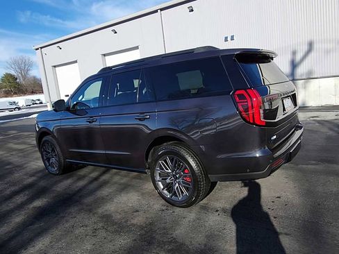 Used 2025 Ford Expedition Platinum w/ Stealth Performance Package image 6