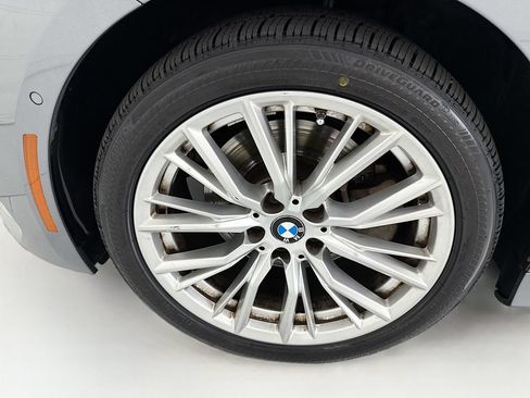 Used 2023 BMW 330i Sedan w/ Parking Assistance Package RWD image 29