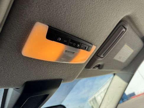 Used 2025 Nissan Kicks Play S image 28