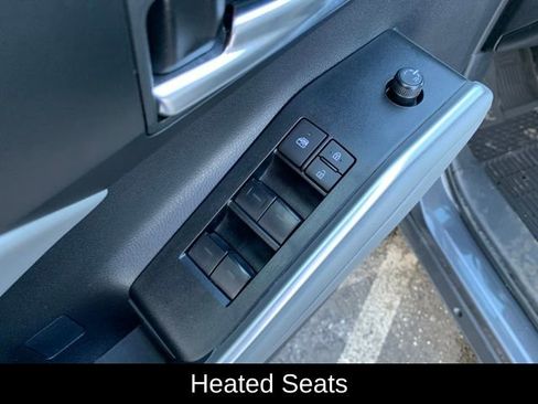 Certified 2025 Toyota Highlander XLE image 14